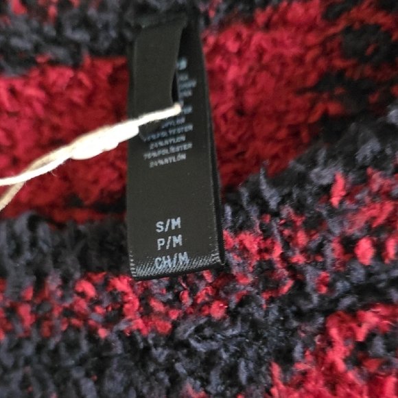 Skims Cozy Red Buffalo Plaid Pajama Sweater 🦈 - Picture 4 of 5